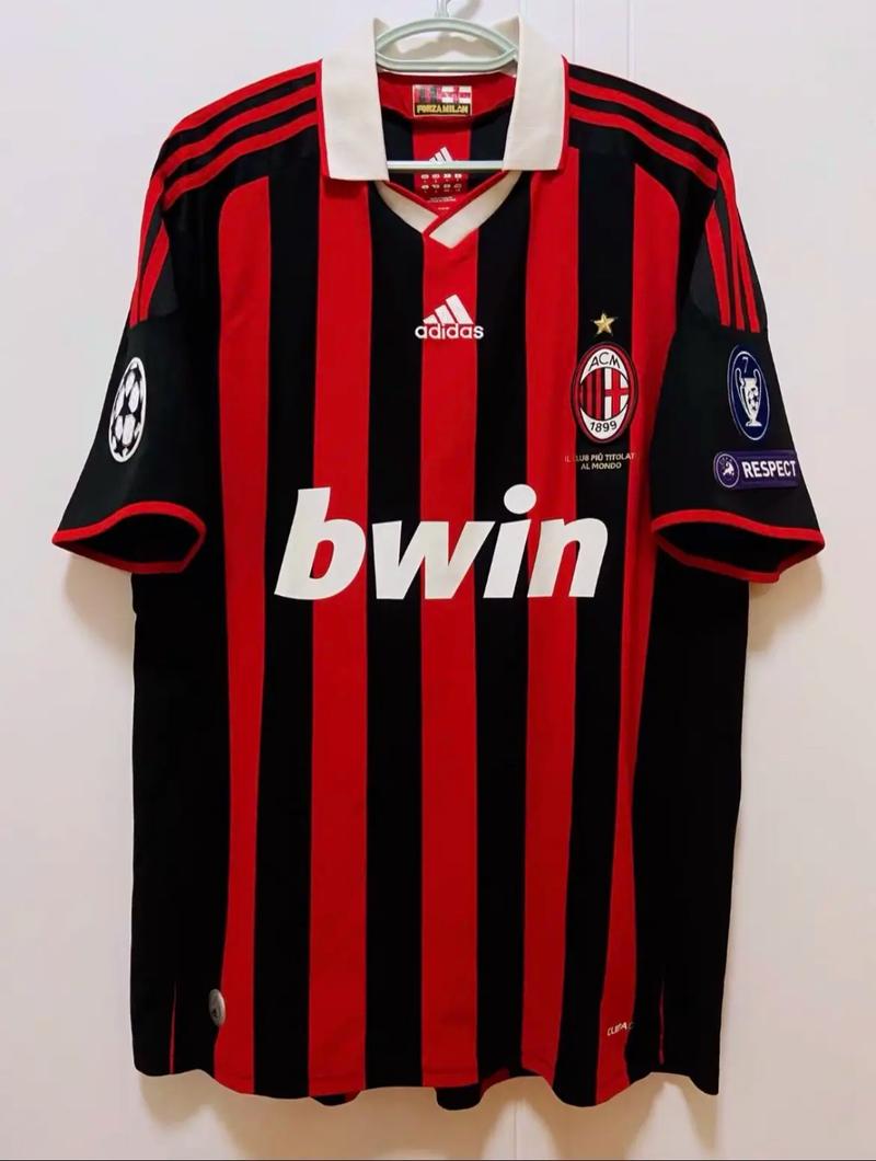 刘越：申花进攻变化少，斯卢茨基用人容易陷入“恶性循环”（刘越评申花：进攻变化不足，斯卢茨基用人或陷入恶性循环）