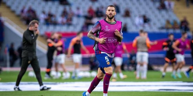 欧冠第4轮前瞻：双战术体系的博弈，两位神锋大战“群狼”（欧冠第4轮前瞻：两套战术正面碰撞，双神锋硬撼群狼）