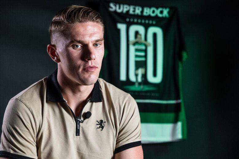 英超焦点战：利物浦主场迎战热刺,（英超重磅对决：利物浦坐镇主场迎战热刺）