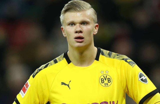 普约尔：我在家里很少谈足球，两个女儿最近才知道我曾效力巴萨（普约尔：家中几乎不聊足球，女儿们最近才知道我曾为巴萨踢球）