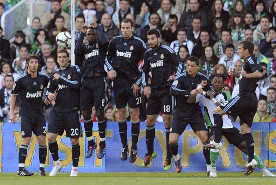 你心目中的历史第一人是谁？哪怕是年轻球迷，也会选择乔丹